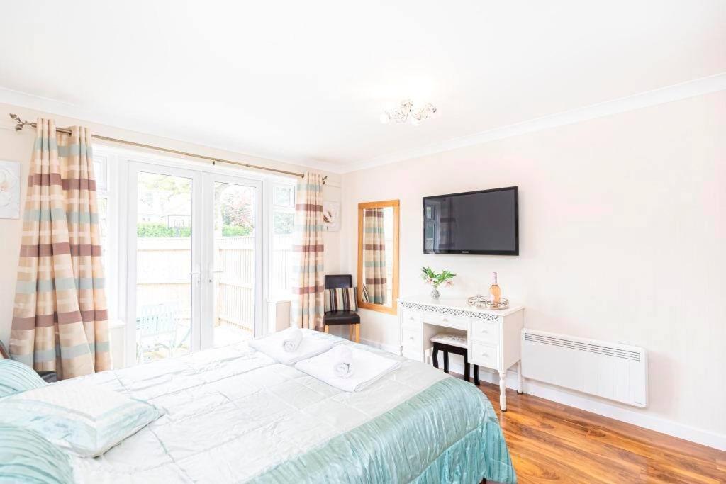 Bournecoast: Lovely Annex With Patio Nr Beach-5286 Bournemouth Zewnętrze zdjęcie